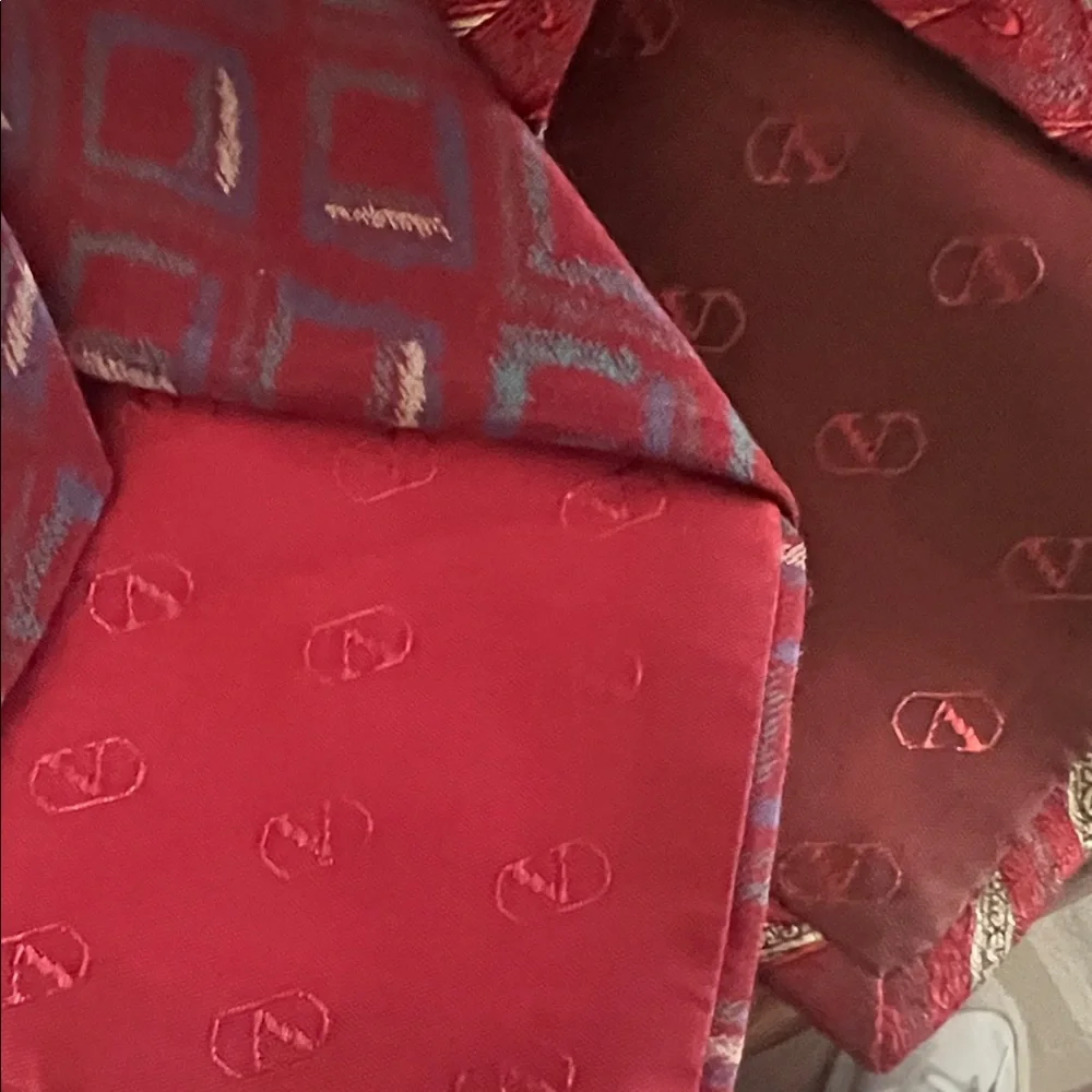 Valentino Red and Purple Patterned Men's Ties - Picture 3 of 3